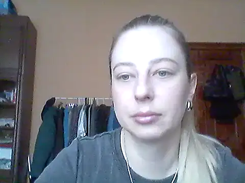 Miralisse online show from February 24, 11:00 am