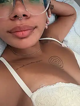 Snapshot of morceguinhapriv chatting on February 16, 7:23 pm morceguinhapriv online show from February 16, 7:23 pm