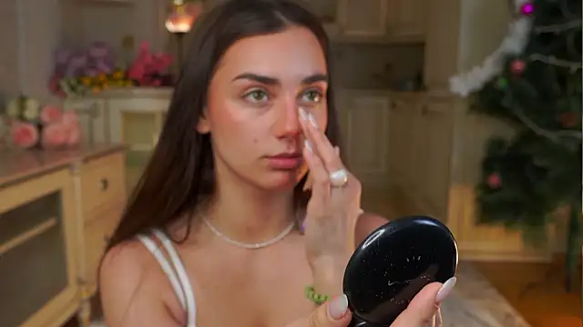 MinnaShummon online show from January 14, 2:59 am