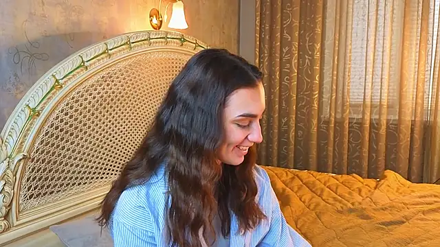 MinnaShummon online show from January 12, 10:11 am