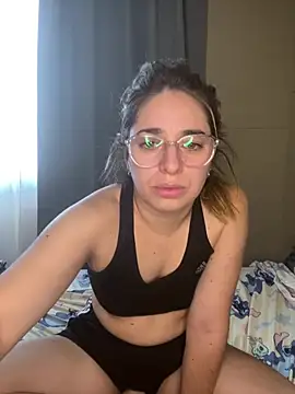 Snapshot of soyanahii chatting on February 13, 9:15 pm soyanahii online show from February 13, 9:15 pm