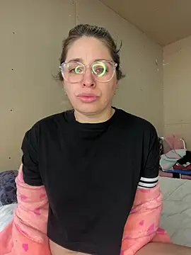 soyanahii online show from May 28, 12:33 pm