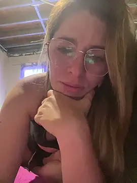 soyanahii online show from April 4, 12:23 pm