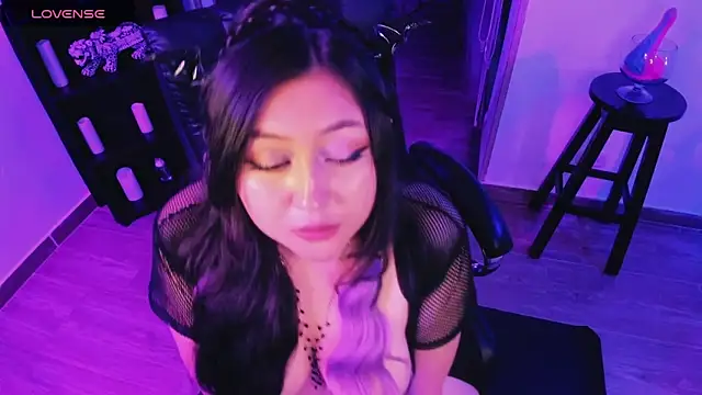 Sweet lenna online show from April 2, 11:11 pm