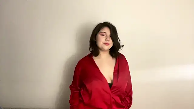 Snapshot of LunaBlakes chatting on February 11, 8:14 am LunaBlakes online show from February 11, 8:14 am