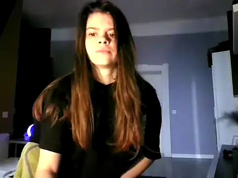 Snapshot of sofi_tom chatting on February 6, 2:24 pm sofi tom online show from February 6, 2:24 pm