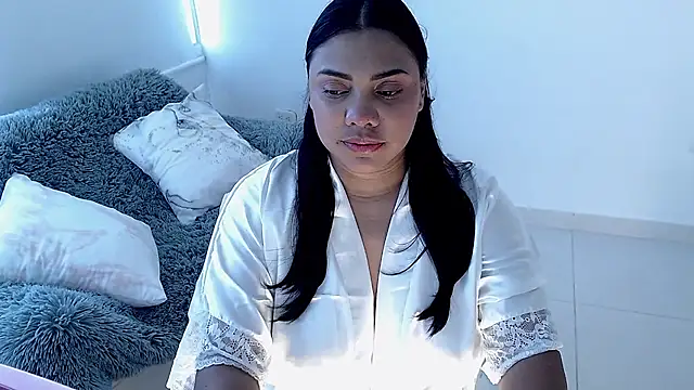isabelateran online show from June 26, 7:52 pm