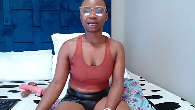 Sweetjuicyclitoris online show from May 3, 12:53 pm