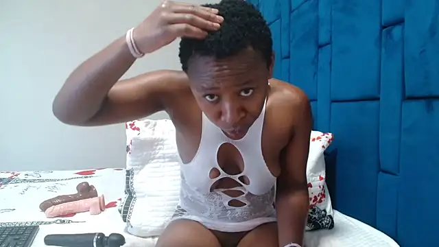 Sweetjuicyclitoris online show from April 4, 5:14 am