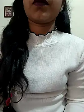 Snapshot of Deewana_ki-deewangi-_- chatting on February 6, 7:15 am Deewana ki-deewangi- - online show from February 6, 7:15 am