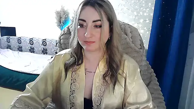 FoxyAnn12 online show from March 31, 4:53 pm