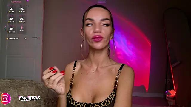 Devvil2222 online show from March 27, 8:32 pm