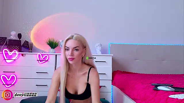 Devvil2222 online show from May 29, 10:43 am