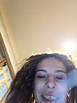 Snapshot of dear2002 chatting on January 12, 3:02 am dear2002 online show from January 12, 3:02 am