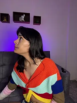 Iam Lyan  online show from March 18, 5:36 pm