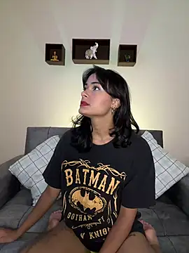 Iam Lyan  online show from March 27, 7:26 pm