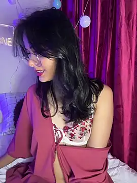 Iam Lyan  online show from February 14, 10:43 pm