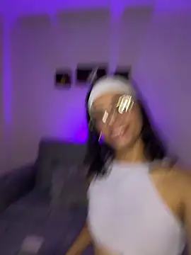 Iam Lyan  online show from March 20, 8:54 pm