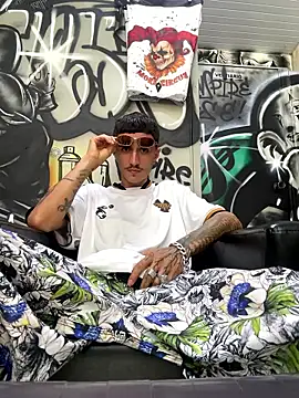 SweetCumshot online show from January 15, 3:48 pm