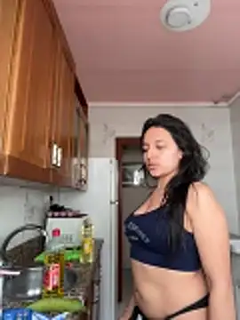 Snapshot of honey_kendalll chatting on March 12, 12:53 pm honey kendalll online show from March 12, 12:53 pm
