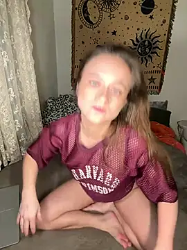 teenyblossom online show from February 10, 12:09 am