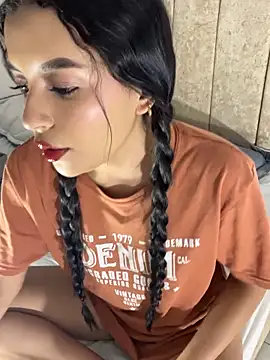 JessyRay  online show from February 9, 8:29 pm