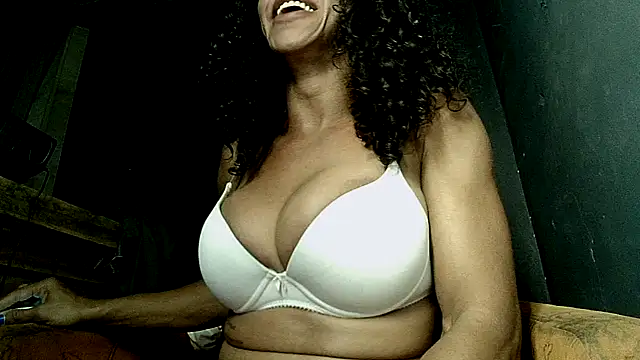paolla23cm brasil online show from May 14, 3:25 am