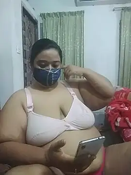 momo loves online show from March 14, 5:52 pm