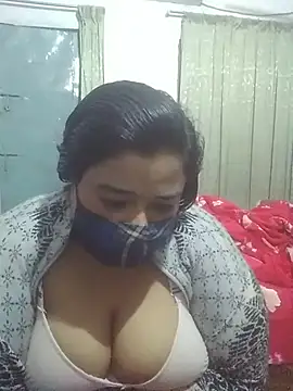 momo loves online show from February 14, 5:46 pm