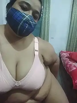 momo loves online show from April 16, 9:39 pm