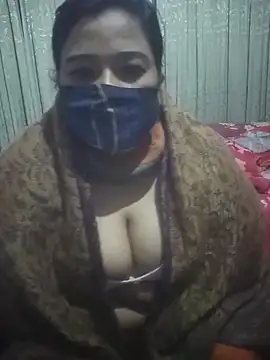 momo loves online show from January 31, 7:12 pm