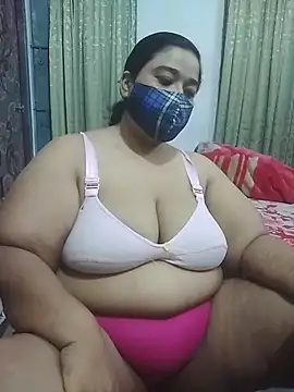 momo loves online show from March 17, 6:11 pm