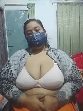 momo loves online show from February 13, 4:07 pm