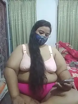 momo loves online show from March 10, 6:12 pm