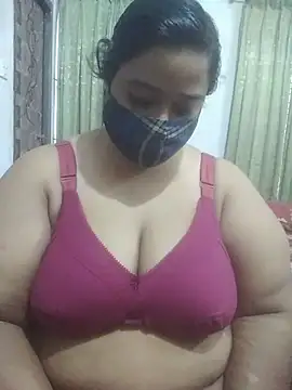 momo loves online show from July 8, 5:08 am