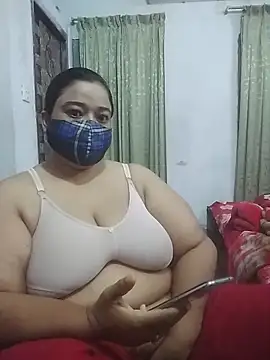 momo loves online show from March 3, 6:04 pm