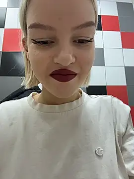 AshleyMur online show from February 18, 4:10 am