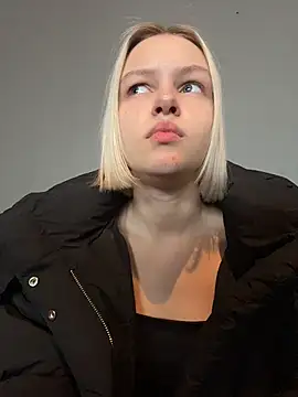 AshleyMur online show from February 8, 5:27 am