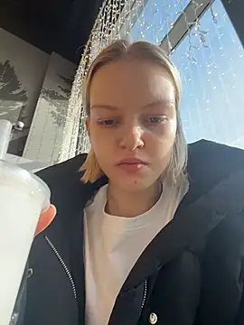 AshleyMur online show from March 1, 5:18 am