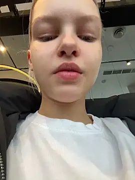 AshleyMur online show from February 1, 5:27 am