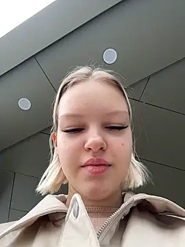 AshleyMur online show from April 12, 6:16 am