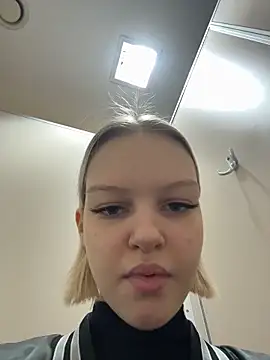 AshleyMur online show from April 14, 6:29 am