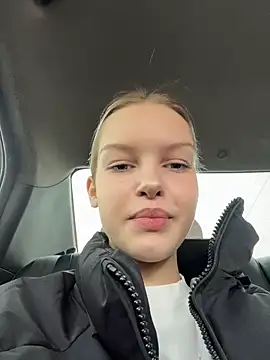 AshleyMur online show from March 20, 4:13 am