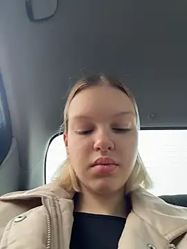 AshleyMur online show from May 29, 8:20 am