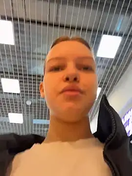 AshleyMur online show from March 31, 5:42 am