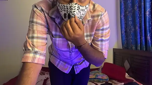 Ruthless guyy online show from April 22, 7:42 pm