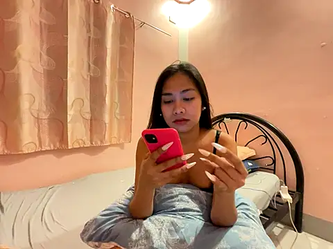 Mira Janee online show from January 8, 10:32 am