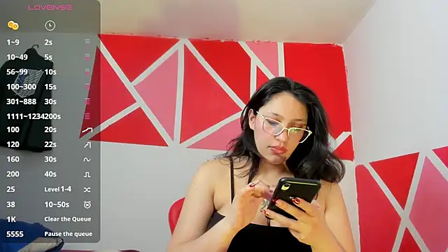 abril onnel online show from February 11, 7:03 pm