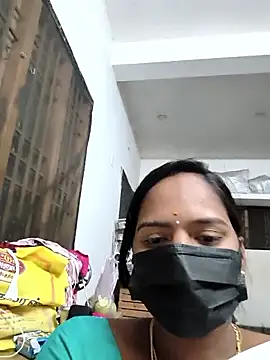 Tamil Hot Divya online show from January 13, 5:28 pm