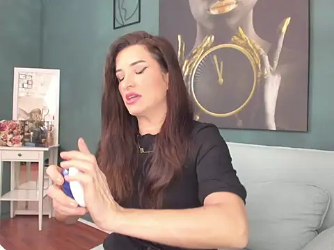 VanillaBlyss online show from February 24, 8:15 am